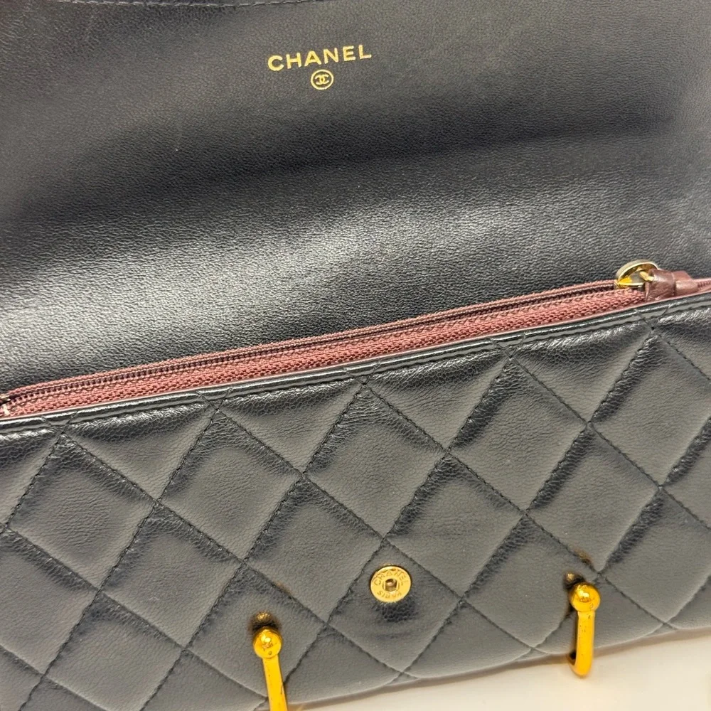💯Authentic CHANEL Black Quilted Lambskin Classic Flap Continental Wallet